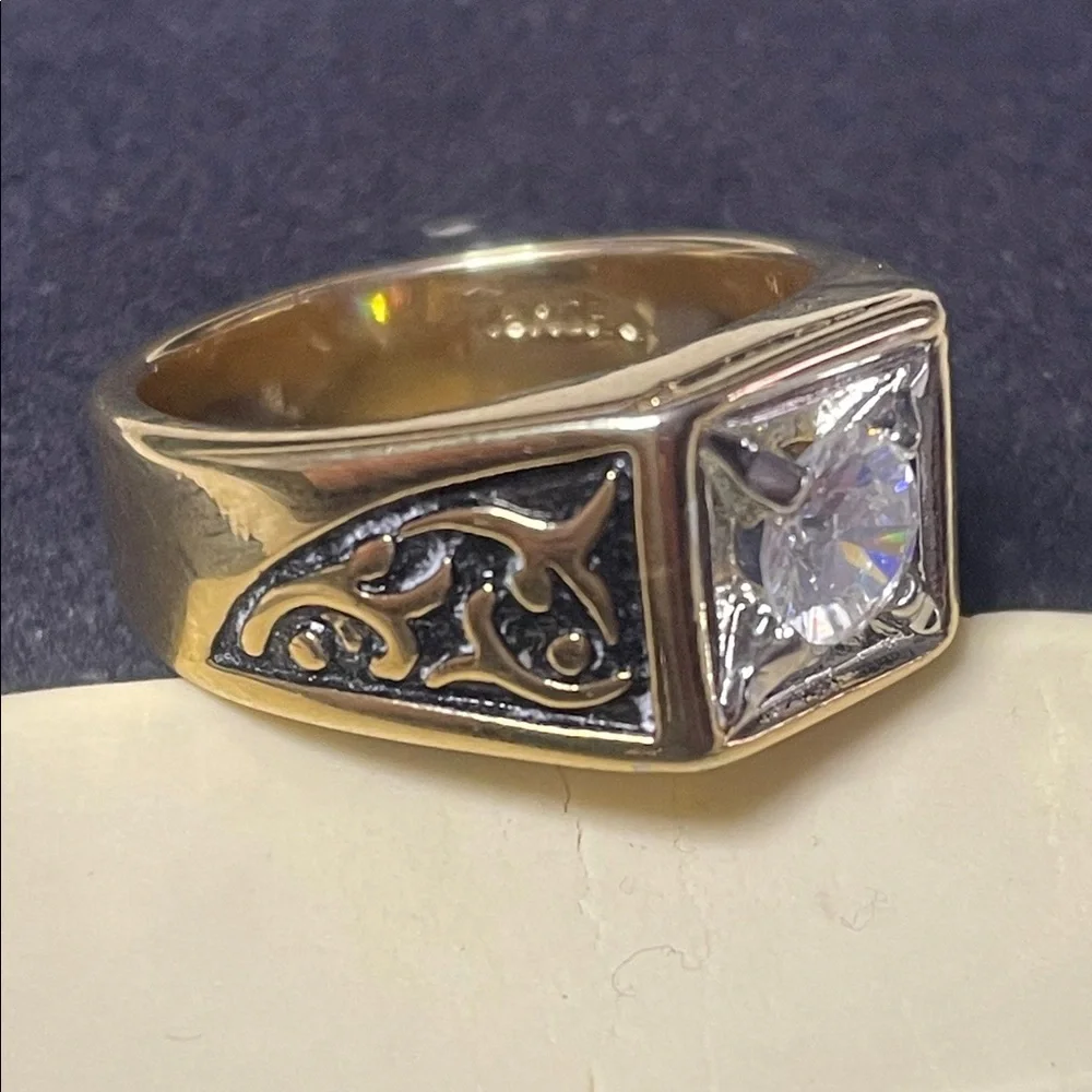 Elegant Gold 18k GE Ring 11g size 10